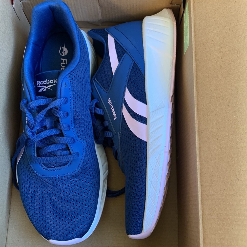 Reebok ladies sneakers